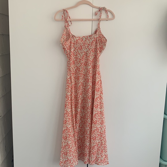 Showpo California Midi Dress in Red Floral. Size 10. - Picture 3 of 6